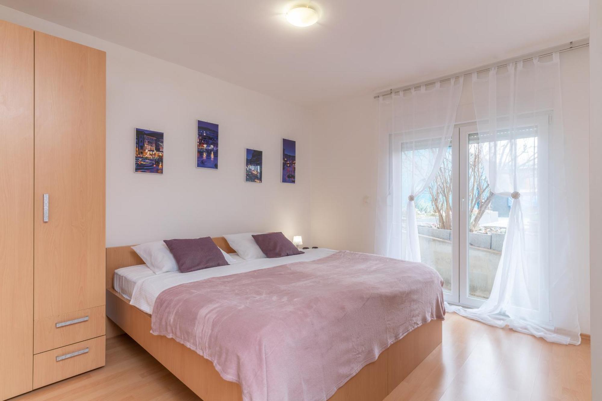 Pure Sky Apartments - With Pool Mostar Exterior foto